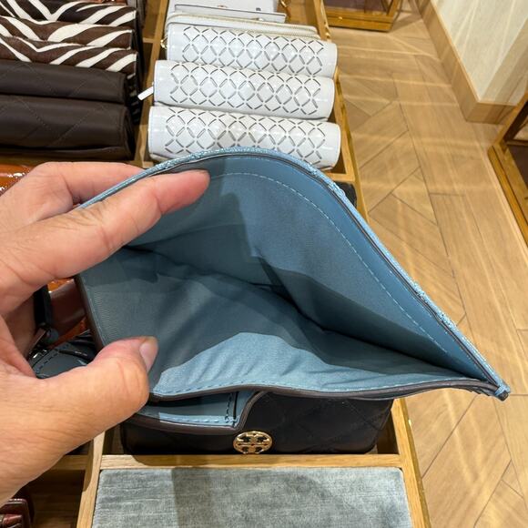 Tory Burch Willa Medium Wallet 169924 Crinkle Patent Leather Paradiso $270 - Picture 6 of 8